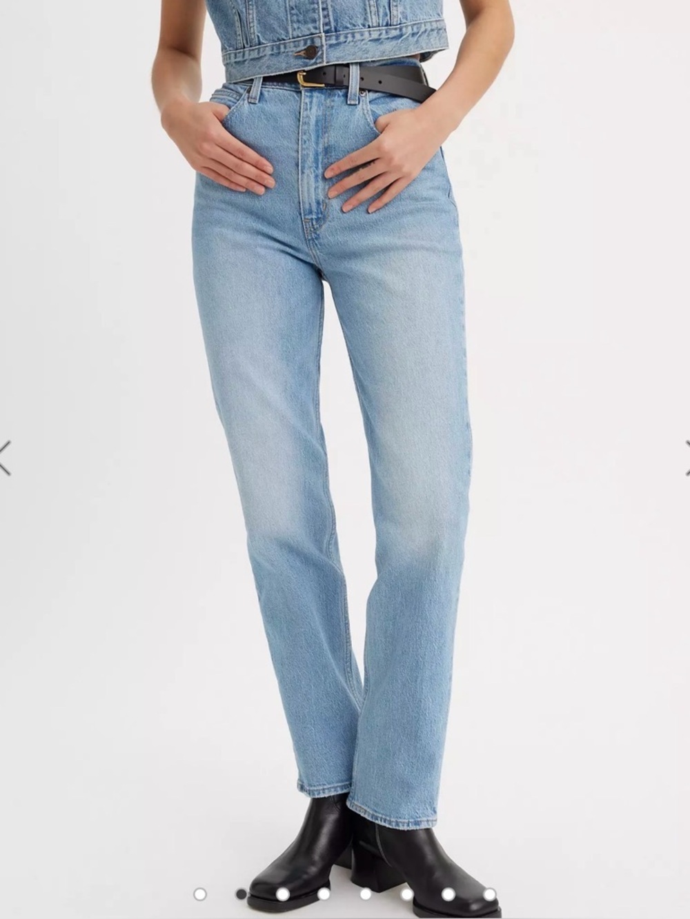 Levi’s 70s High Slim Straight waist 25in Light Wash Womens jeans Inseam 29in
